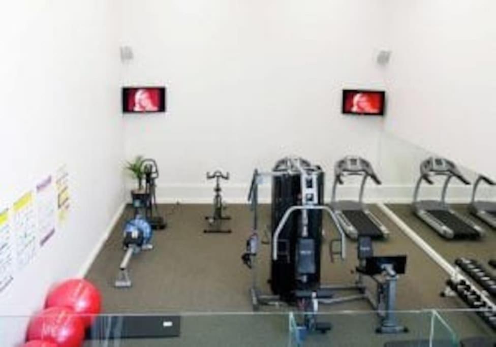 Pier 21 Riverside Apartment Hotel Фриментъл Екстериор снимка